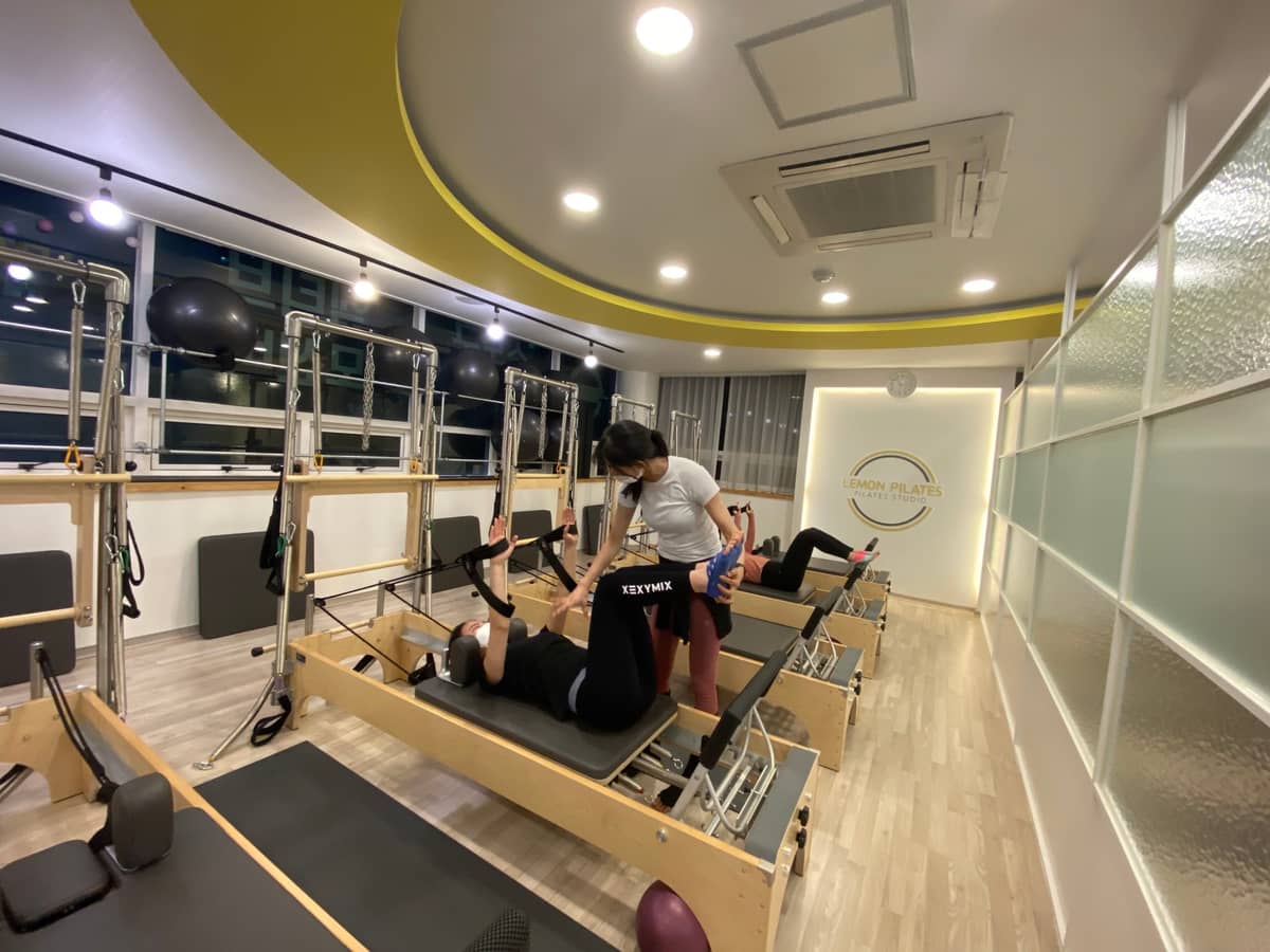 리포머 1대1 레슨 코어안정화 지도