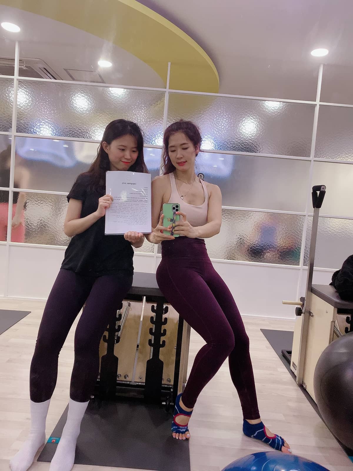 소중하게 작성한 수강후기를 확인하는 중